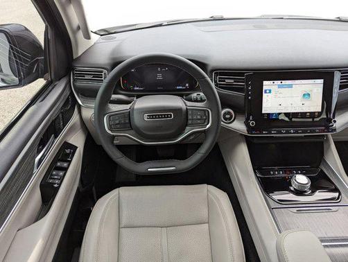 2023 Jeep Wagoneer Series II 4x2