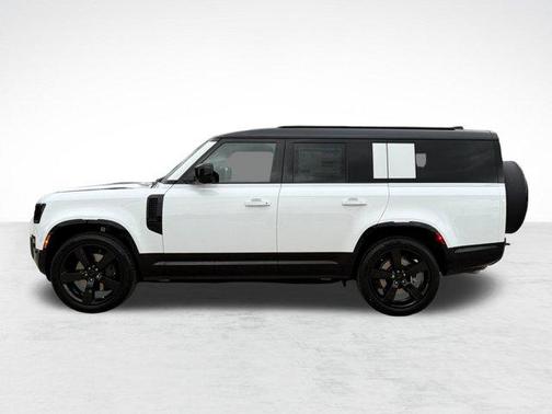 2026 Land Rover Defender P400 X-Dynamic SE