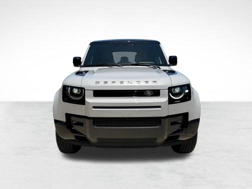Borasco Grey Metallic 2026 Land Rover Defender P400 X-Dynamic SE