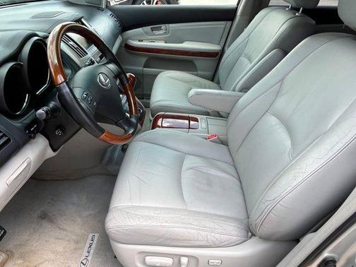 2004 Lexus RX 330 Base