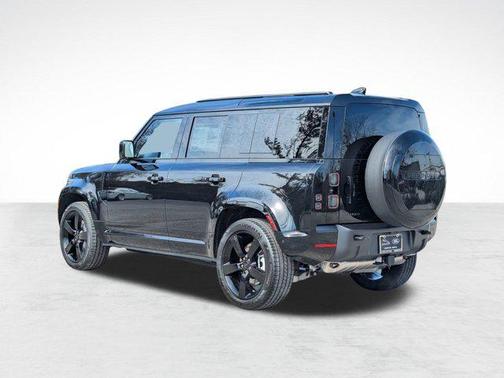 2026 Land Rover Defender P400 X-Dynamic SE