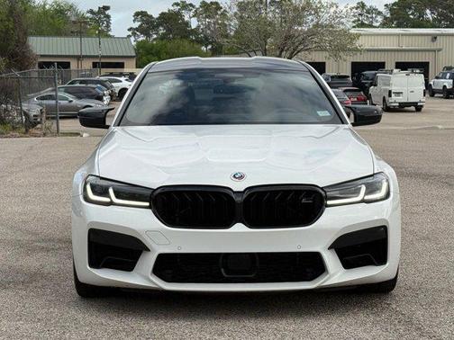 Alpine White 2022 BMW M5 Base