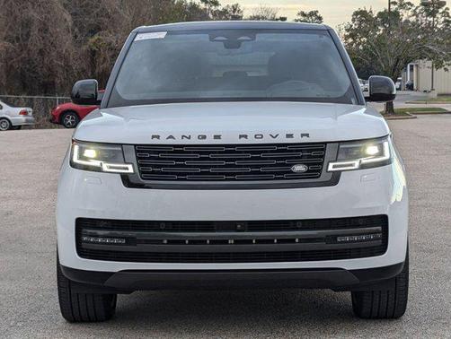 2025 Land Rover Range Rover P530 SE