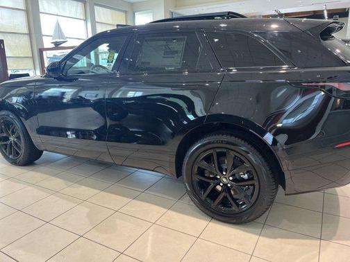2025 Land Rover Range Rover Velar P250 SE R-Dynamic