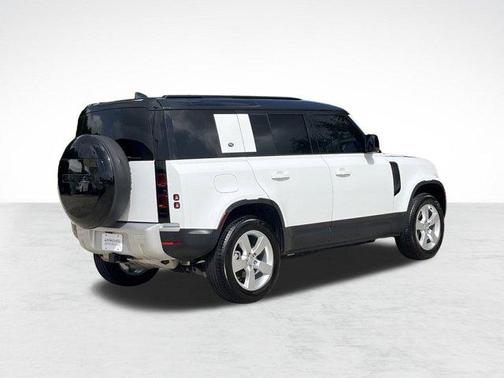 2024 Land Rover Defender 110 P300