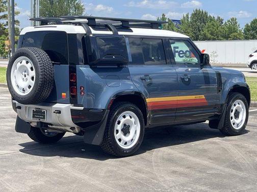 2025 Land Rover Defender 110 P300