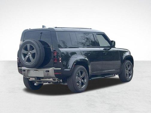 2025 Land Rover Defender 110 P400 X-Dynamic SE