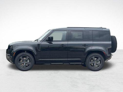 2025 Land Rover Defender 110 P400 X-Dynamic SE