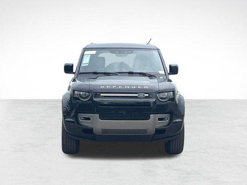 2025 Land Rover Defender 110 P400 X-Dynamic SE