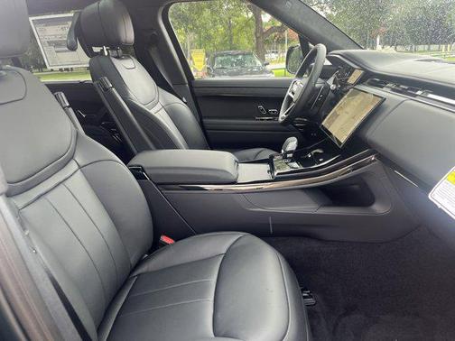 2025 Land Rover Range Rover Sport Autobiography