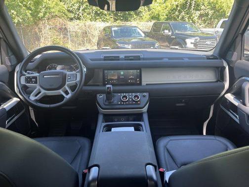 2023 Land Rover Defender 110 S