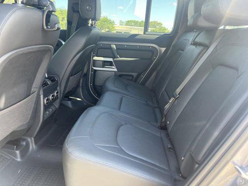 2023 Land Rover Defender 110 S
