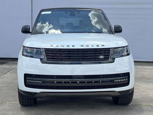 2025 Land Rover Range Rover P400 SE 7 Seat