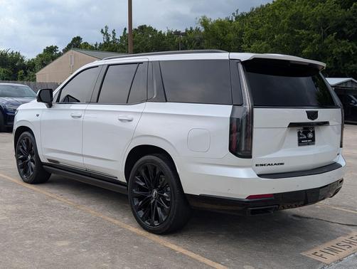 Crystal White Tricoat 2025 Cadillac Escalade Sport Platinum