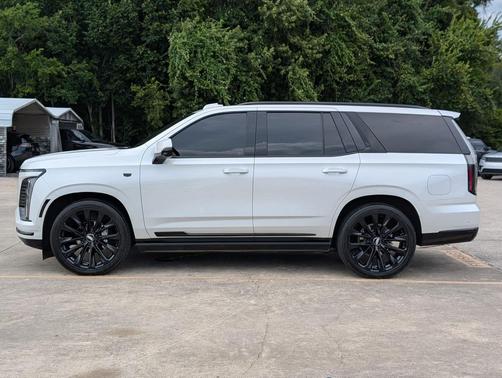 Crystal White Tricoat 2025 Cadillac Escalade Sport Platinum