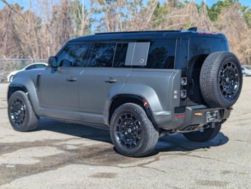 2025 Land Rover Defender P635 OCTA