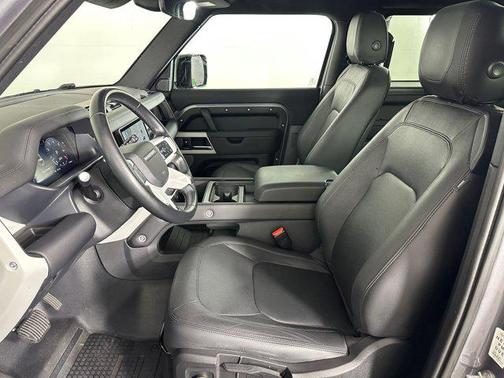 2024 Land Rover Defender 90 P300 S