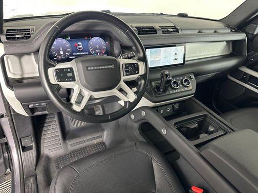 2024 Land Rover Defender 90 P300 S