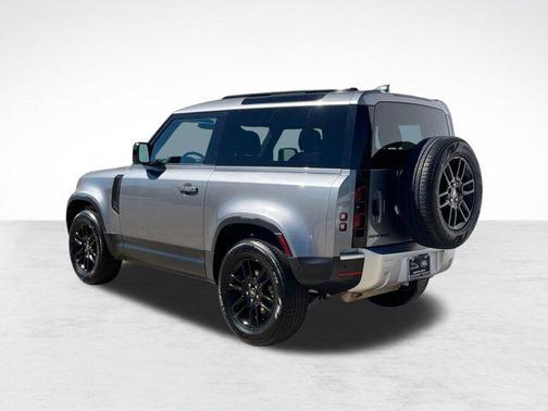2024 Land Rover Defender 90 P300 S