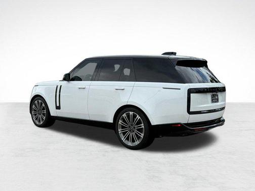 Ostuni Pearl White Metallic 2024 Land Rover Range Rover P530 SE