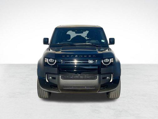 2026 Land Rover Defender 110 V8