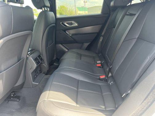 2026 Land Rover Range Rover Velar P250 SE R-Dynamic