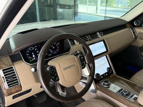 White 2018 Land Rover Range Rover 3.0L Supercharged HSE