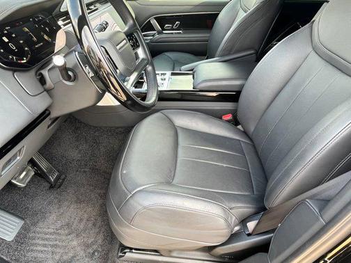 2023 Land Rover Range Rover P530 SE