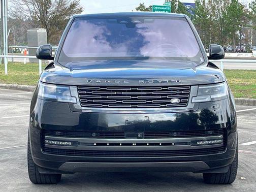 2023 Land Rover Range Rover P530 SE