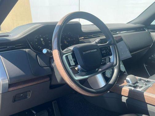 2023 Land Rover Range Rover Autobiography