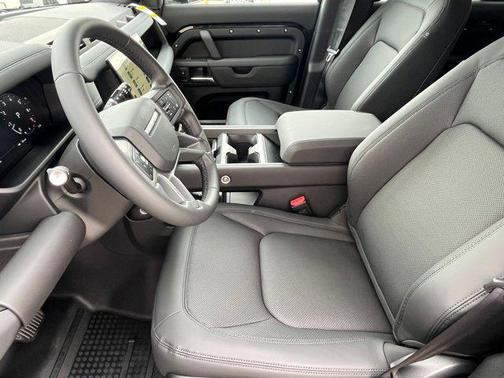 2026 Land Rover Defender P300 S