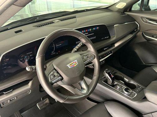 2024 Cadillac XT4 Sport