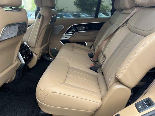 2025 Land Rover Range Rover P530 Autobiography 7 Seat
