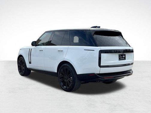 2026 Land Rover Range Rover P530 SE