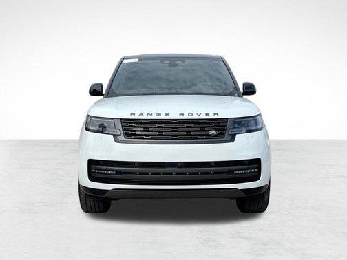 2026 Land Rover Range Rover P530 SE