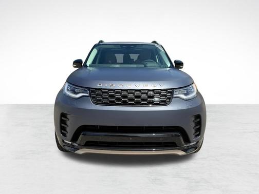 Varesine Blue Metallic 2026 Land Rover Discovery Gemini Edition