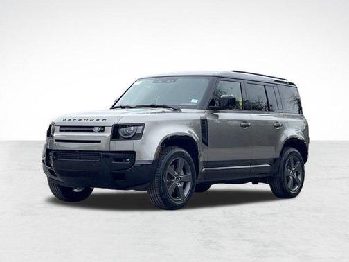 2025 Land Rover Defender 110 P400 X-Dynamic SE