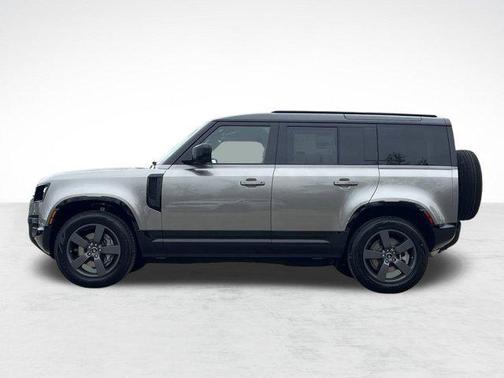 2025 Land Rover Defender 110 P400 X-Dynamic SE