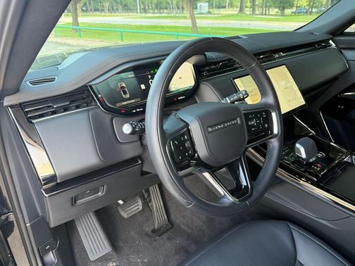 Santorini Black Metallic 2024 Land Rover Range Rover Sport SE