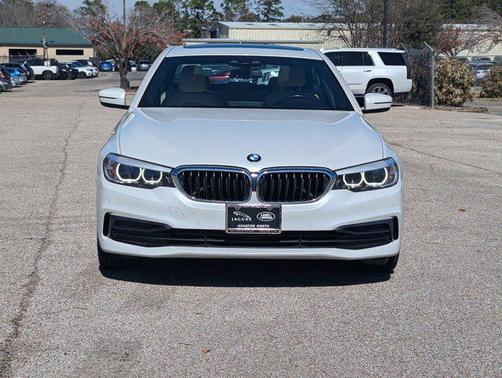 2019 BMW 530 530i