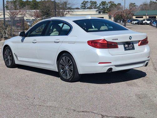 2019 BMW 530 530i