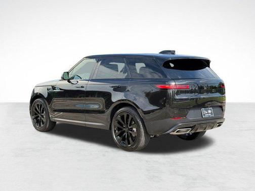 Santorini Black Metallic 2026 Land Rover Range Rover Sport SE