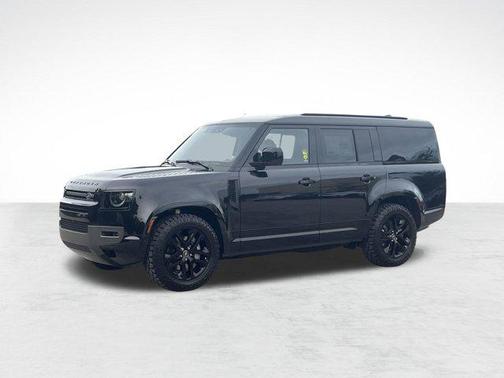 2025 Land Rover Defender 130 P400 Outbound