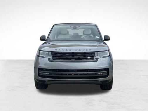 2025 Land Rover Range Rover P400 SE 7 Seat