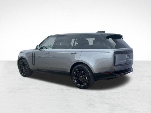 2025 Land Rover Range Rover P400 SE 7 Seat