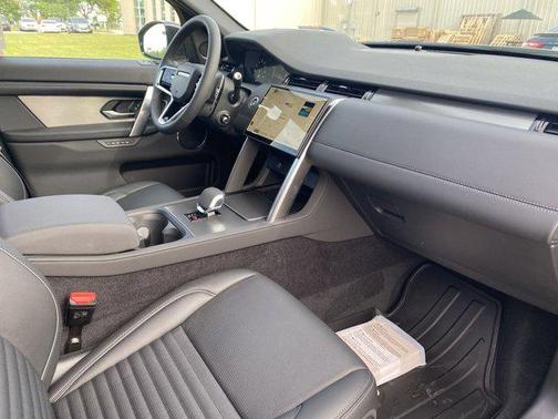 2024 Land Rover Discovery Sport Dynamic SE