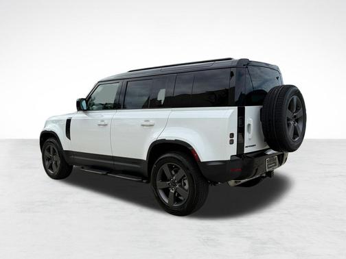 Fuji White 2026 Land Rover Defender P300 S