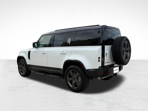 Fuji White 2026 Land Rover Defender P300 S