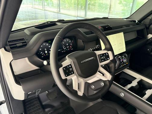 Fuji White 2026 Land Rover Defender P300 S