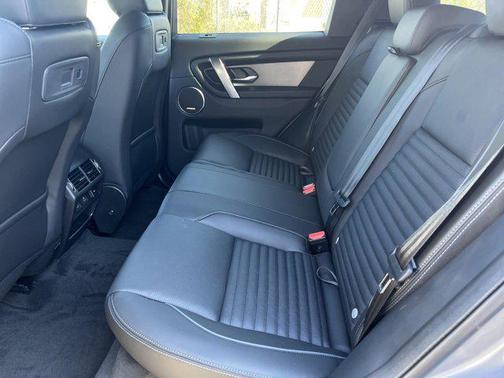 2025 Land Rover Discovery Sport Dynamic SE